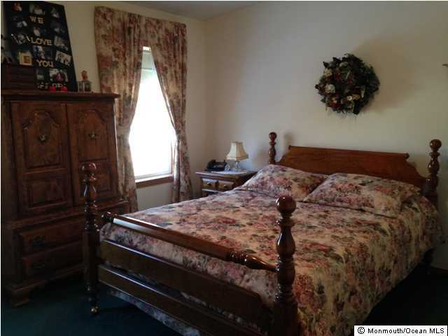 9 Edgewood Drive Cream Ridge, NJ 08514 - Photo 9 of 20 Additional Photo