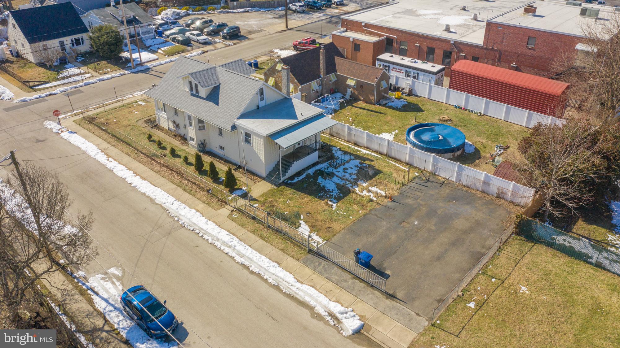 61 South Maple Avenue Maple Shade, NJ 08052 - Photo 5 of 38