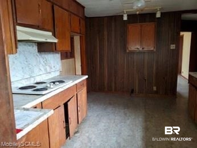 755 Aldock Road Eight Mile, AL 36613 - Photo 3 of 7