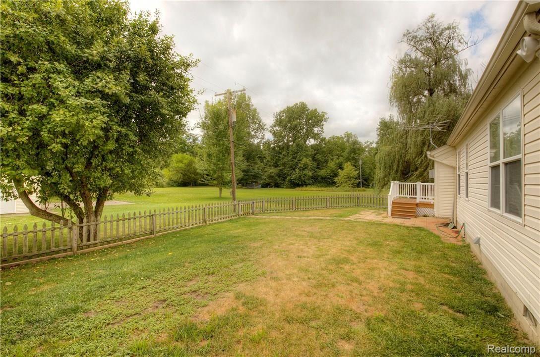 45855 Willow Road Belleville, MI 48111 - Photo 25 of 37 930A6777_8_9.jpg