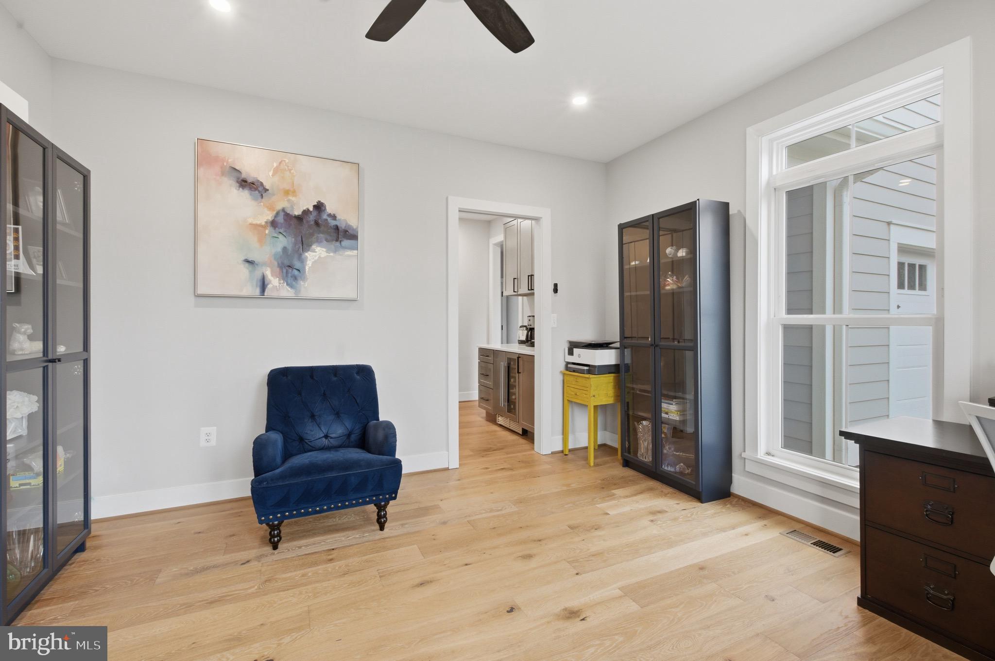 1304 Gahant Road Alexandria, VA 22308 - Photo 11 of 56