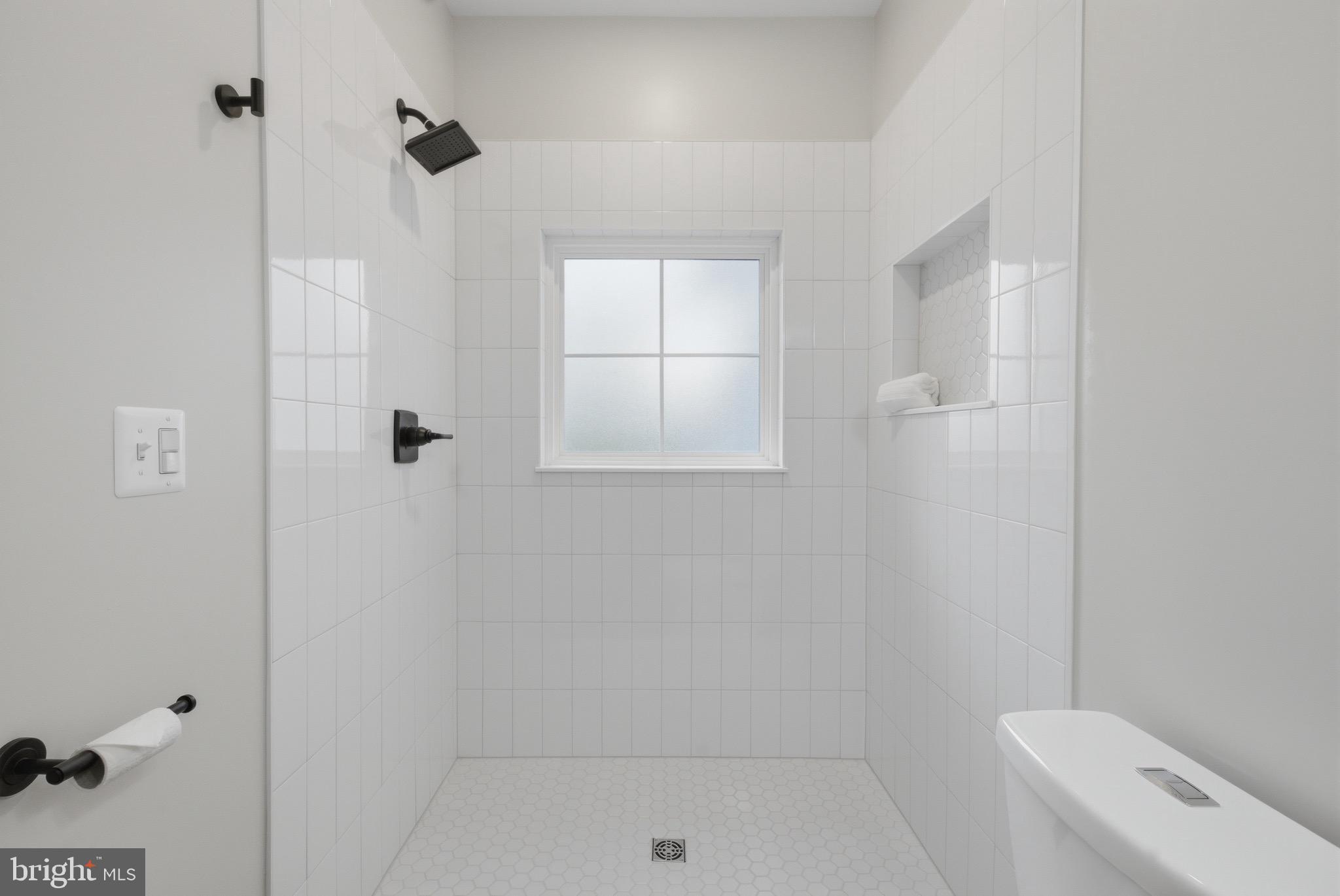 1304 Gahant Road Alexandria, VA 22308 - Photo 40 of 56