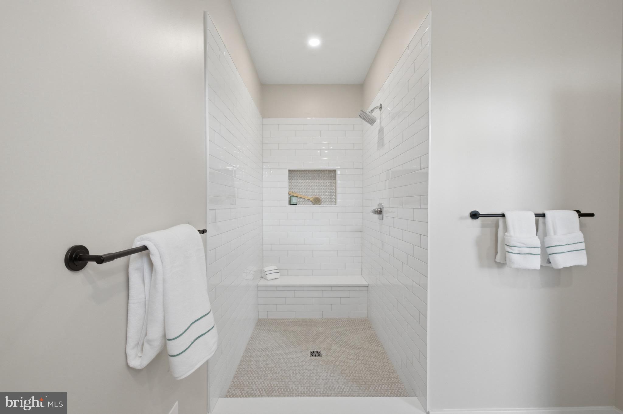 1304 Gahant Road Alexandria, VA 22308 - Photo 8 of 56 1st Floor Full Bathroom