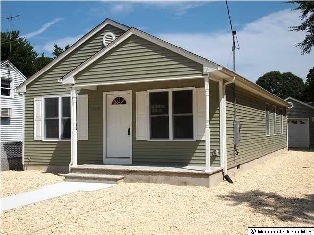129 George Road Toms River, NJ 08753 - Photo 1 of 3 Primary Photo