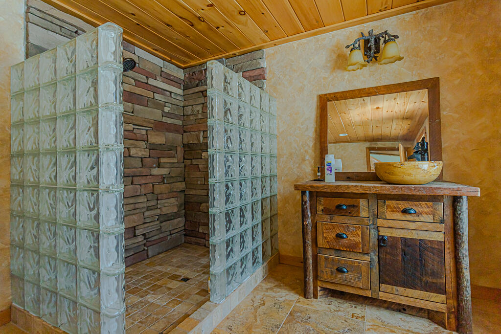 40 Small Road Phillips, ME 04966 - Photo 20 of 51 photo (34 of 43)