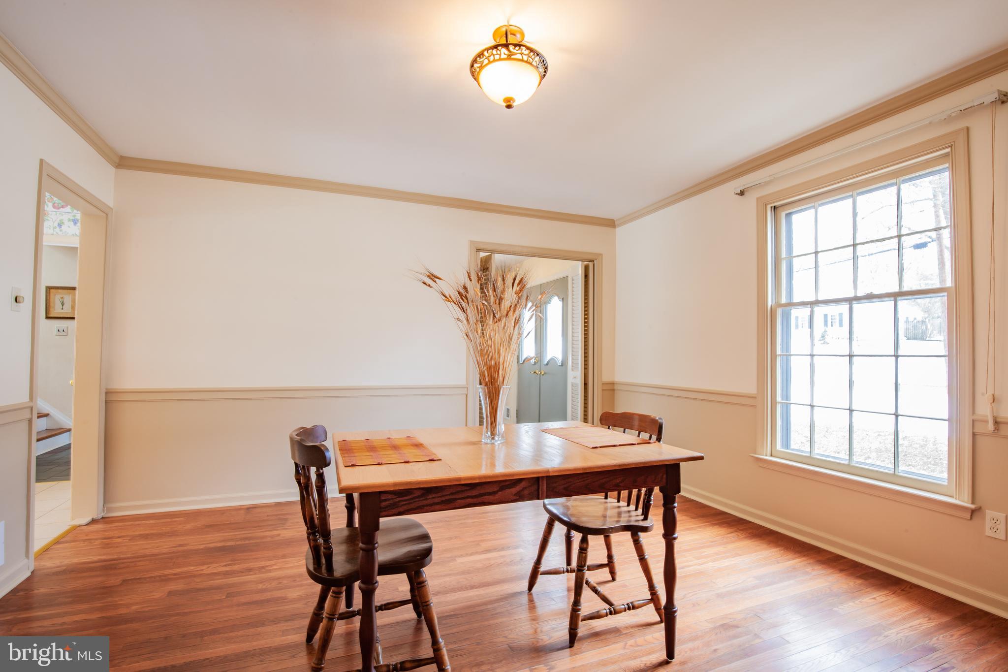 771 Richards Road Wayne, PA 19087 - Photo 10 of 41 a workspace with furniture and window