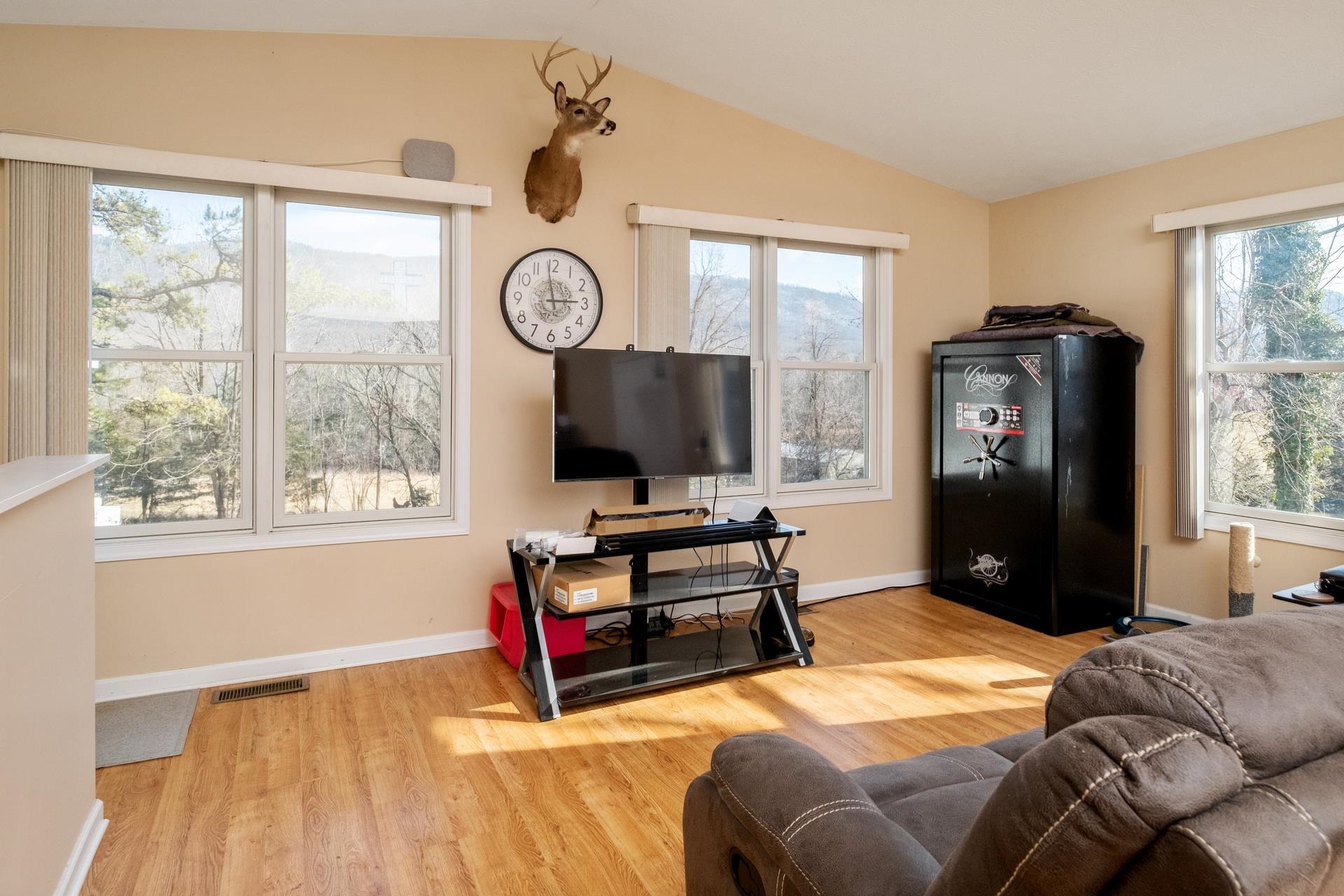 11320 Mountain Valley Road Harrisonburg, VA 22802 - Photo 15 of 21 Gallery Image 15