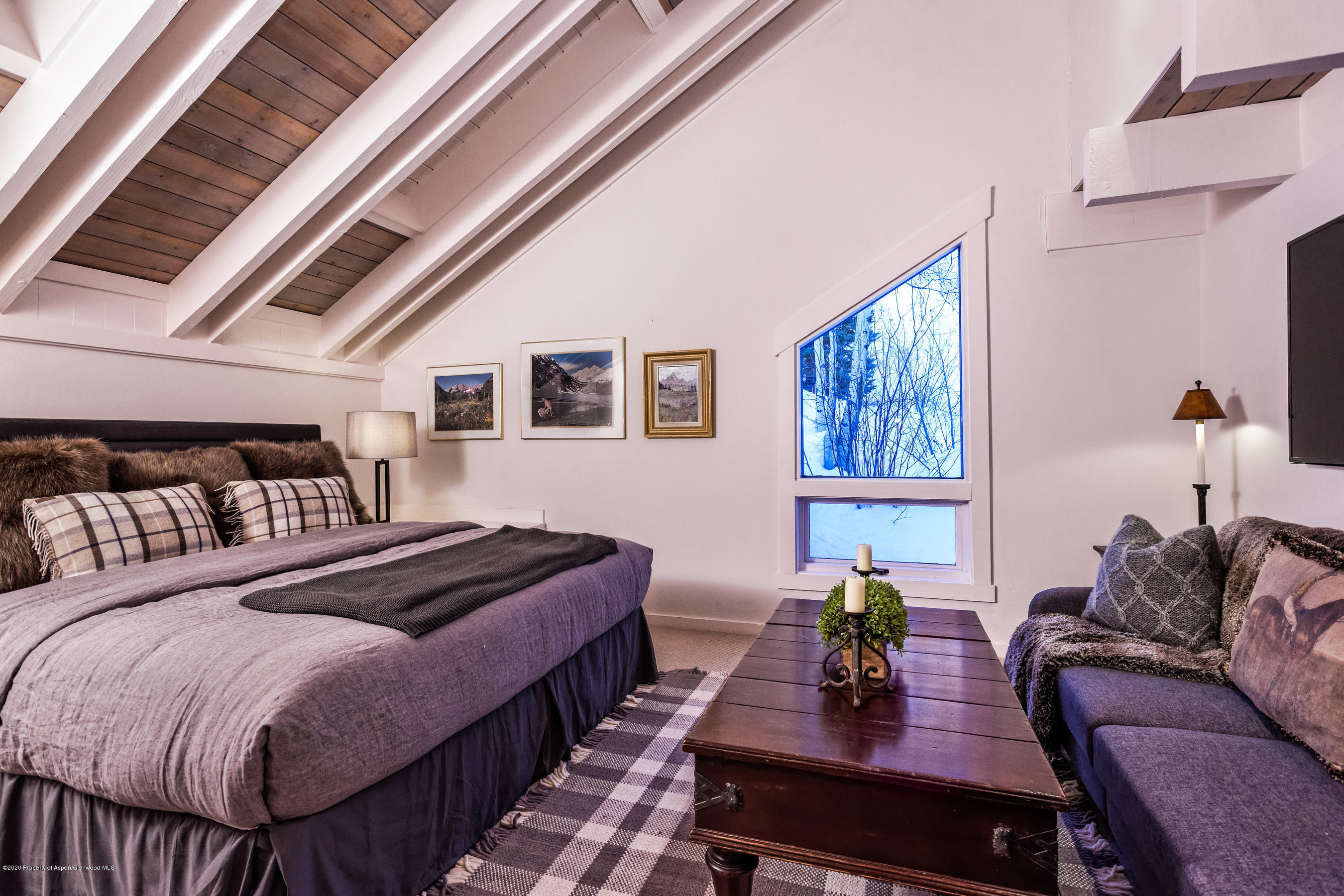 711 Mountain Laurel Drive Aspen, CO 81611 - Photo 18 of 30 711MtnLaurel_Med204