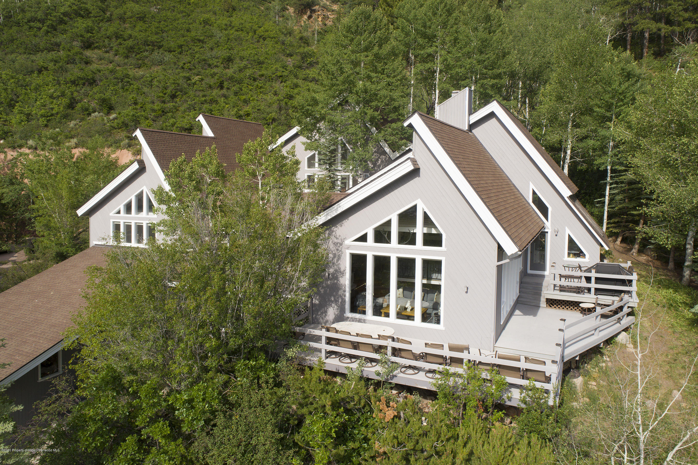 711 Mountain Laurel Drive Aspen, CO 81611 - Photo 2 of 30 711MtnLaurel_Med_07032004