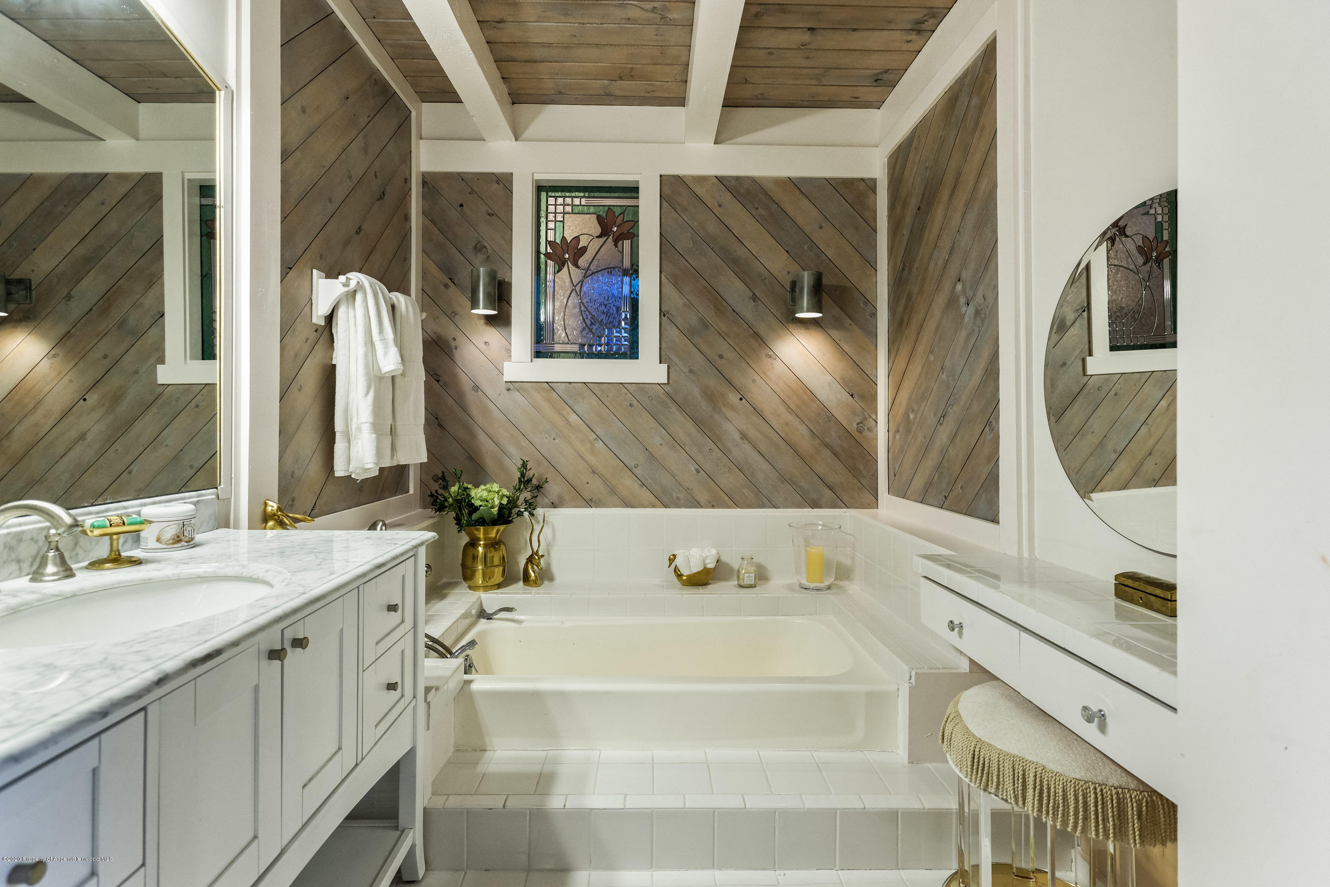 711 Mountain Laurel Drive Aspen, CO 81611 - Photo 22 of 30 711MtnLaurel_Med212