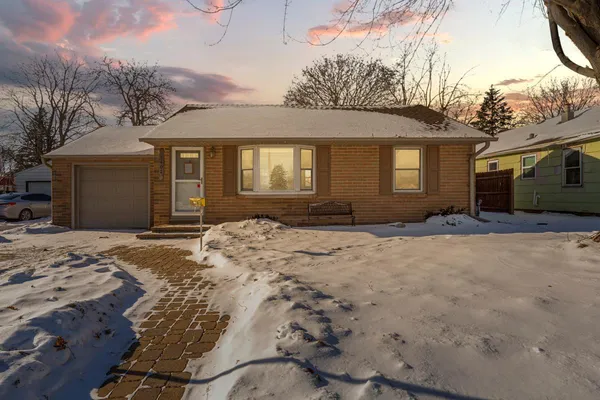 $154,500 | 1402 4th Street Southwest, Austin, MN 55912