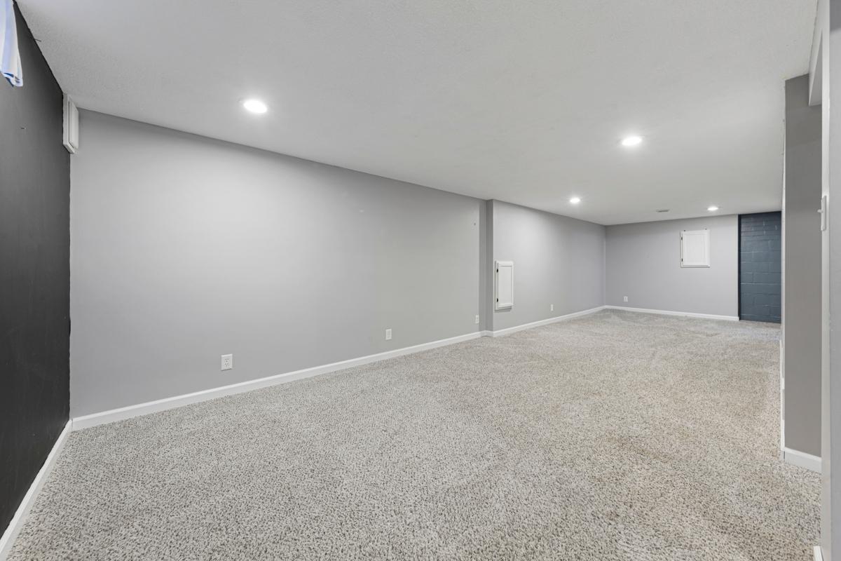 1402 4th Street Southwest Austin, MN 55912 - Photo 20 of 26