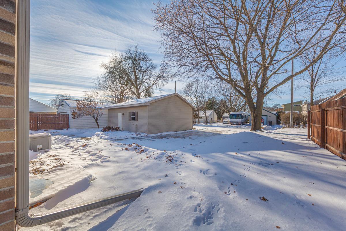 1402 4th Street Southwest Austin, MN 55912 - Photo 25 of 26