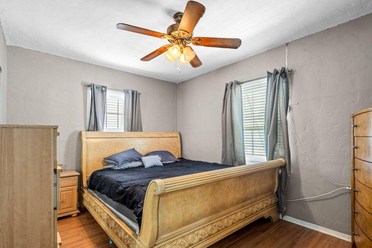 827 Hampton Road West Palm Beach, FL 33405 - Photo 17 of 29 019-827HamptonRoad-WestPalmBeach-FL-3340