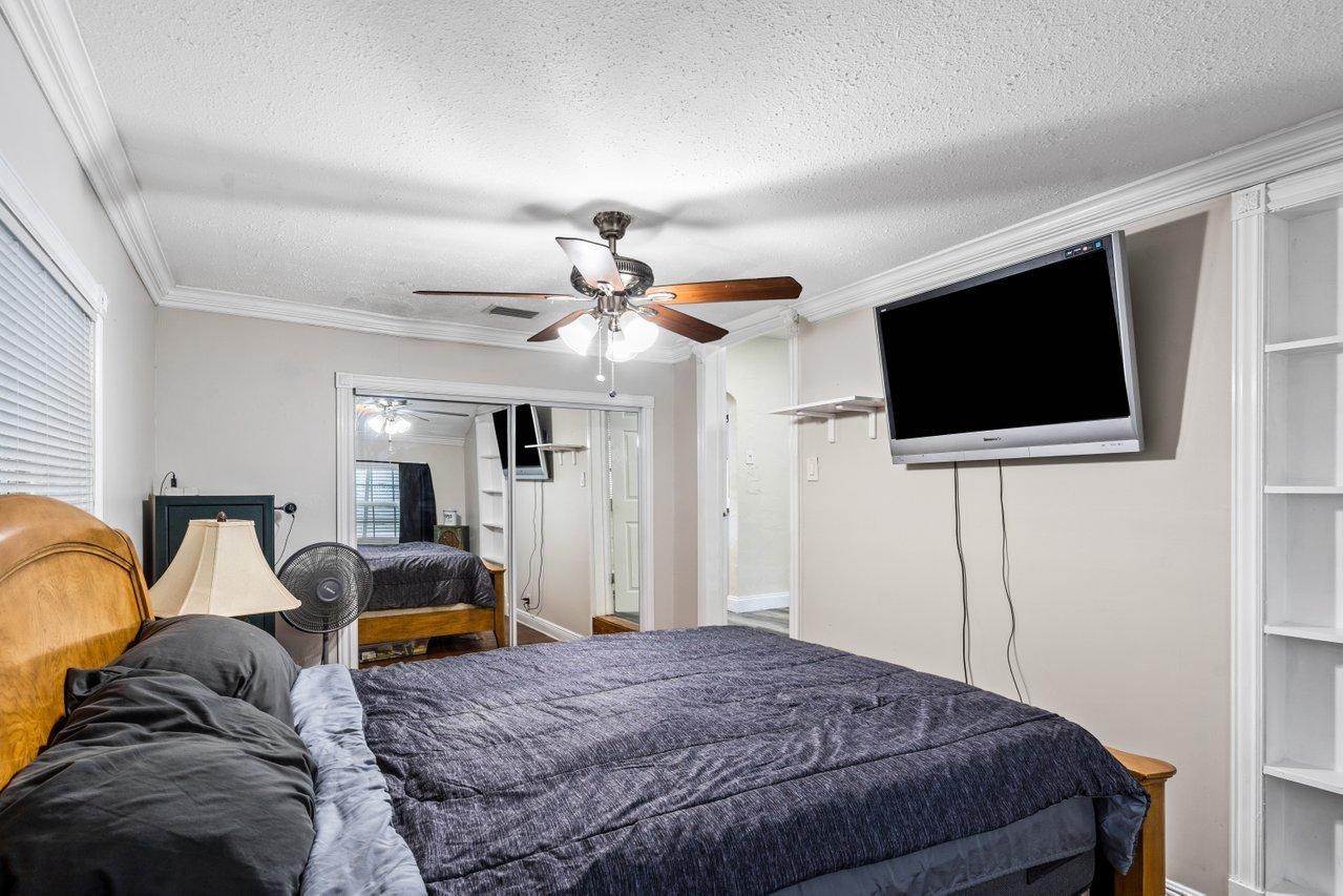 827 Hampton Road West Palm Beach, FL 33405 - Photo 18 of 29 020-827HamptonRoad-WestPalmBeach-FL-3340