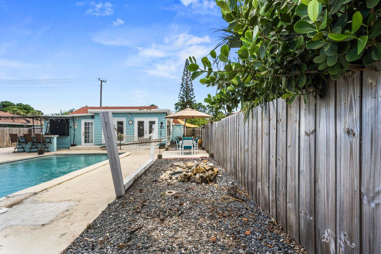 827 Hampton Road West Palm Beach, FL 33405 - Photo 24 of 29 024-827HamptonRoad-WestPalmBeach-FL-3340