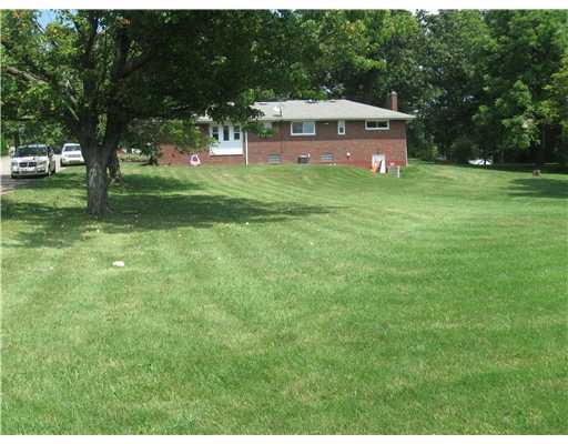 623 Wallace Run Road Big Beaver, PA 15010 - Photo 14 of 16 Exterior Back.