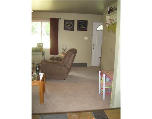 623 Wallace Run Road Big Beaver, PA 15010 - Photo 6 of 16 Living Room.