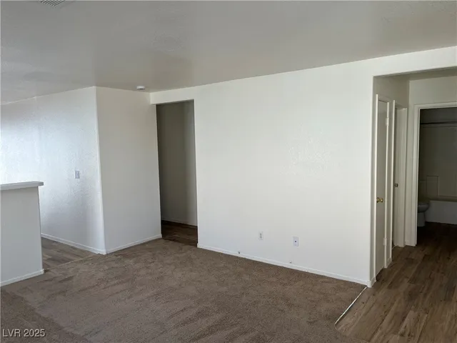 $1,700 | 2842 Kensington Street, Las Vegas, NV 89156