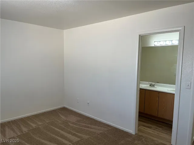 $1,700 | 2842 Kensington Street, Las Vegas, NV 89156