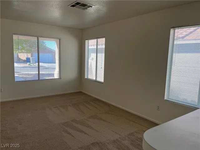 $1,700 | 2842 Kensington Street, Las Vegas, NV 89156