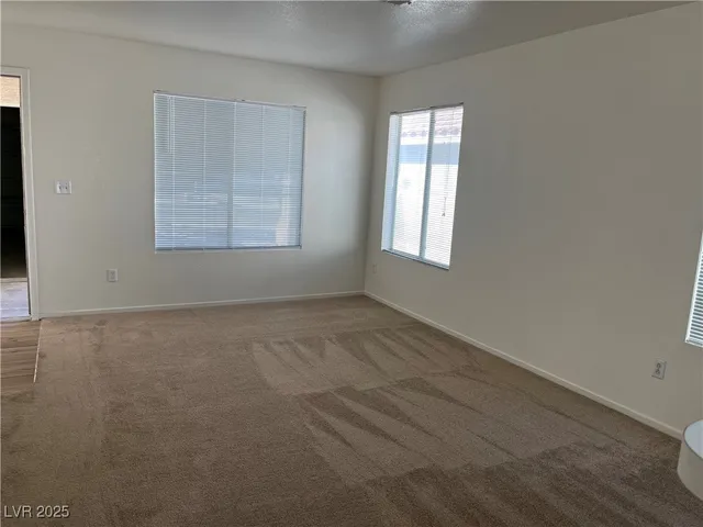 $1,700 | 2842 Kensington Street, Las Vegas, NV 89156