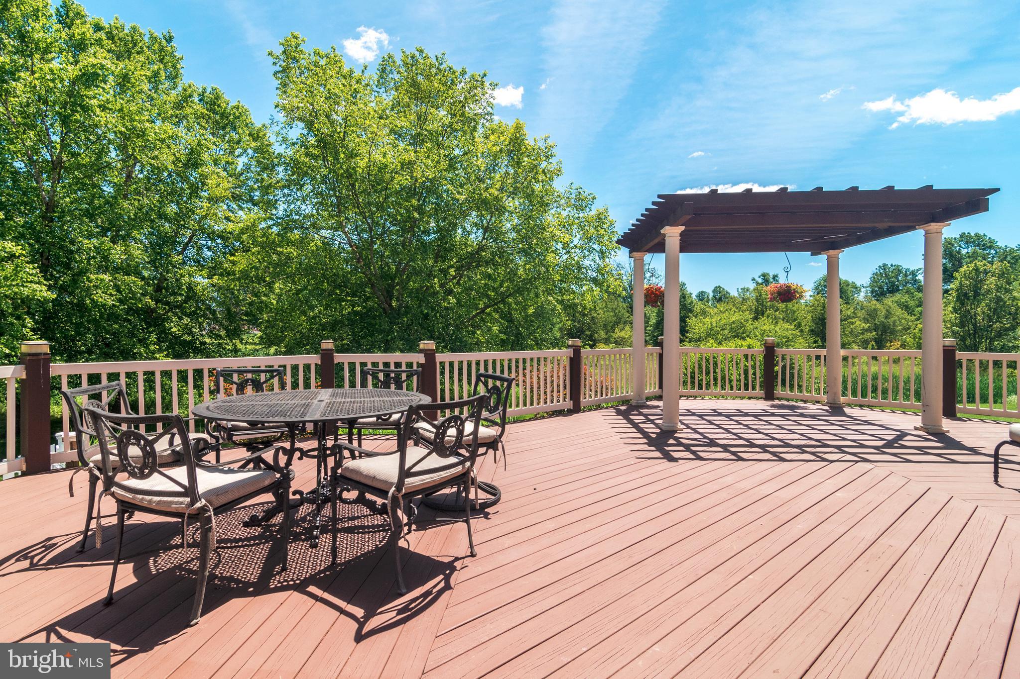 5095 Redfield Road Doylestown, PA 18902 - Photo 24 of 32 Deck