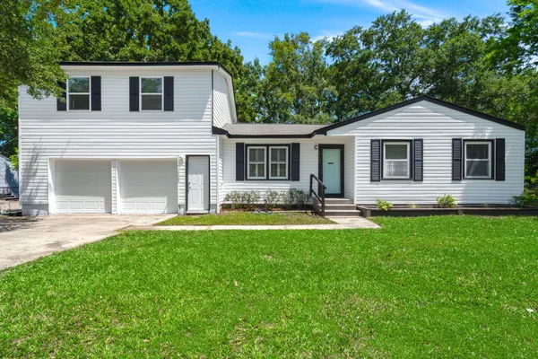 $2,350 | 2720 North Oakridge Circle, North Charleston, SC 29420