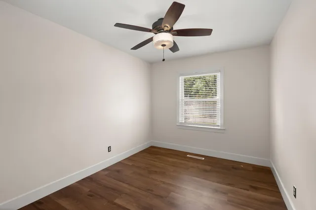 $2,350 | 2720 North Oakridge Circle, North Charleston, SC 29420