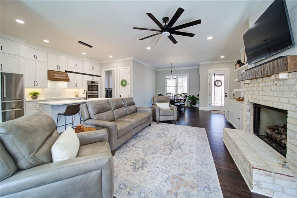 662 Cleve Wright Road Dawsonville, GA 30534 - Photo 7 of 49