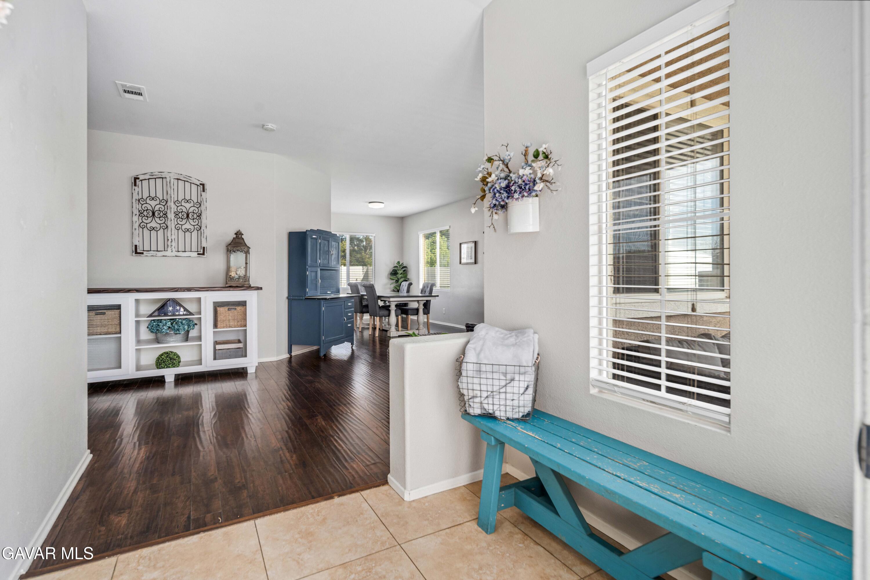 7337 Ridge View Drive Lancaster, CA 93536 - Photo 5 of 55 Ridgeview-08