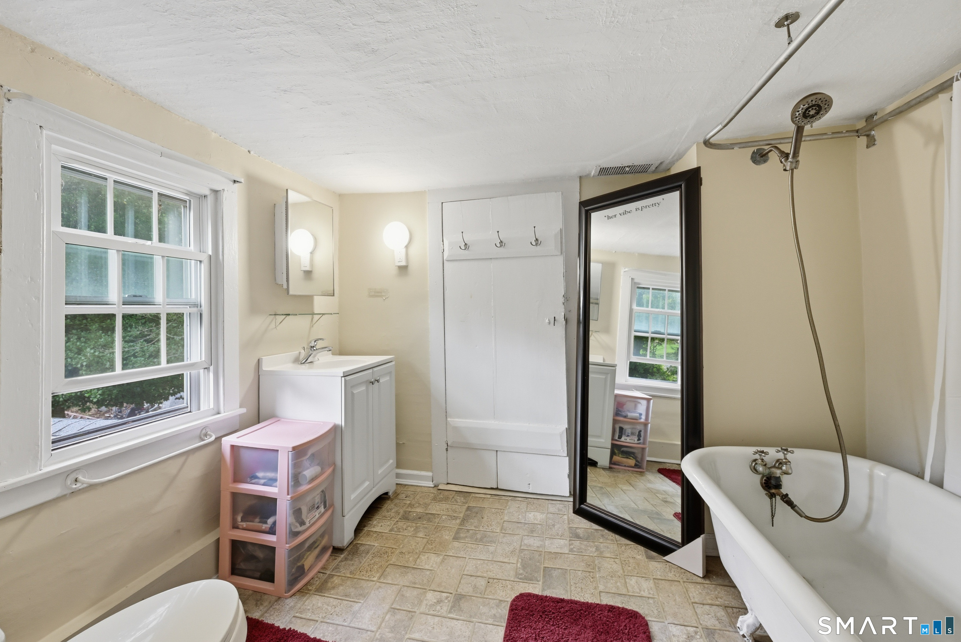 110 Long Ridge Road Danbury, CT 06810 - Photo 16 of 40 Gallery Image 16