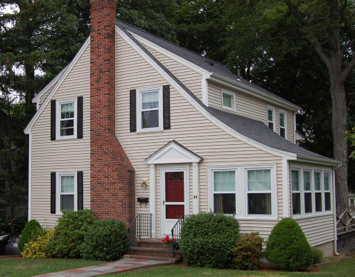 44 Governors Road Milton, MA 02186 - Photo 1 of 13 Gallery Image 1