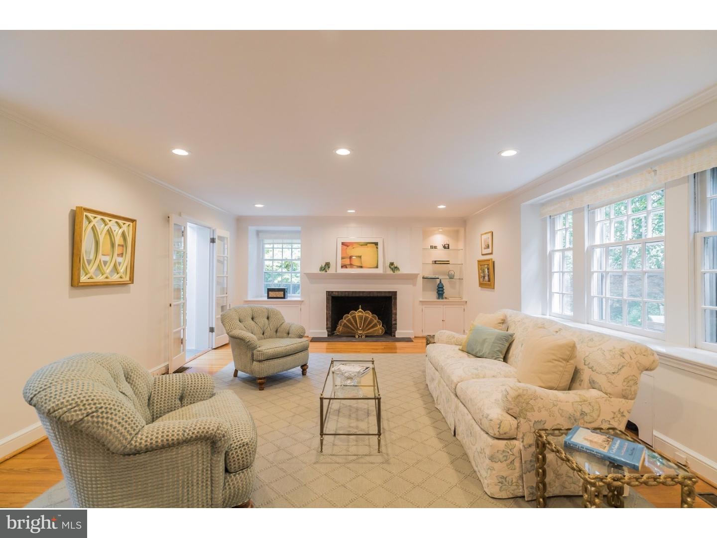 529 Moreno Road Wynnewood, PA 19096 - Photo 5 of 23 Living Room