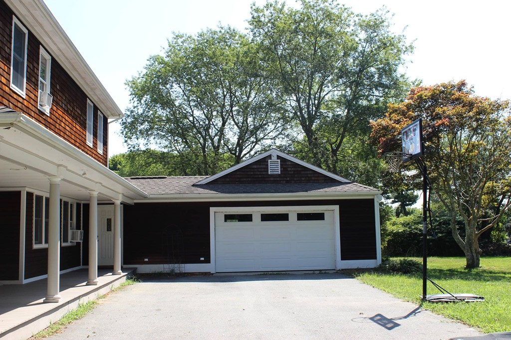 1 Rounds Avenue Swansea, MA 02777 - Photo 3 of 27 Gallery Image 3
