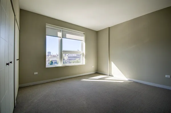 $3,025 | 851 West Grand Avenue, Unit 406, Chicago, IL 60642