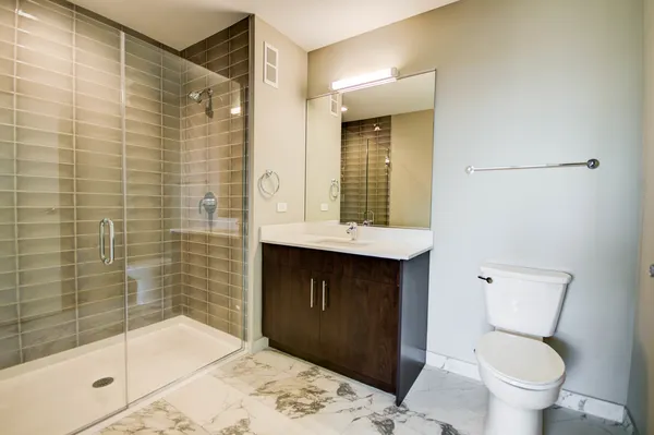 $3,025 | 851 West Grand Avenue, Unit 406, Chicago, IL 60642