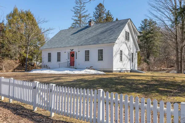$525,000 | 299 South Main Street, Wallingford, VT 05773