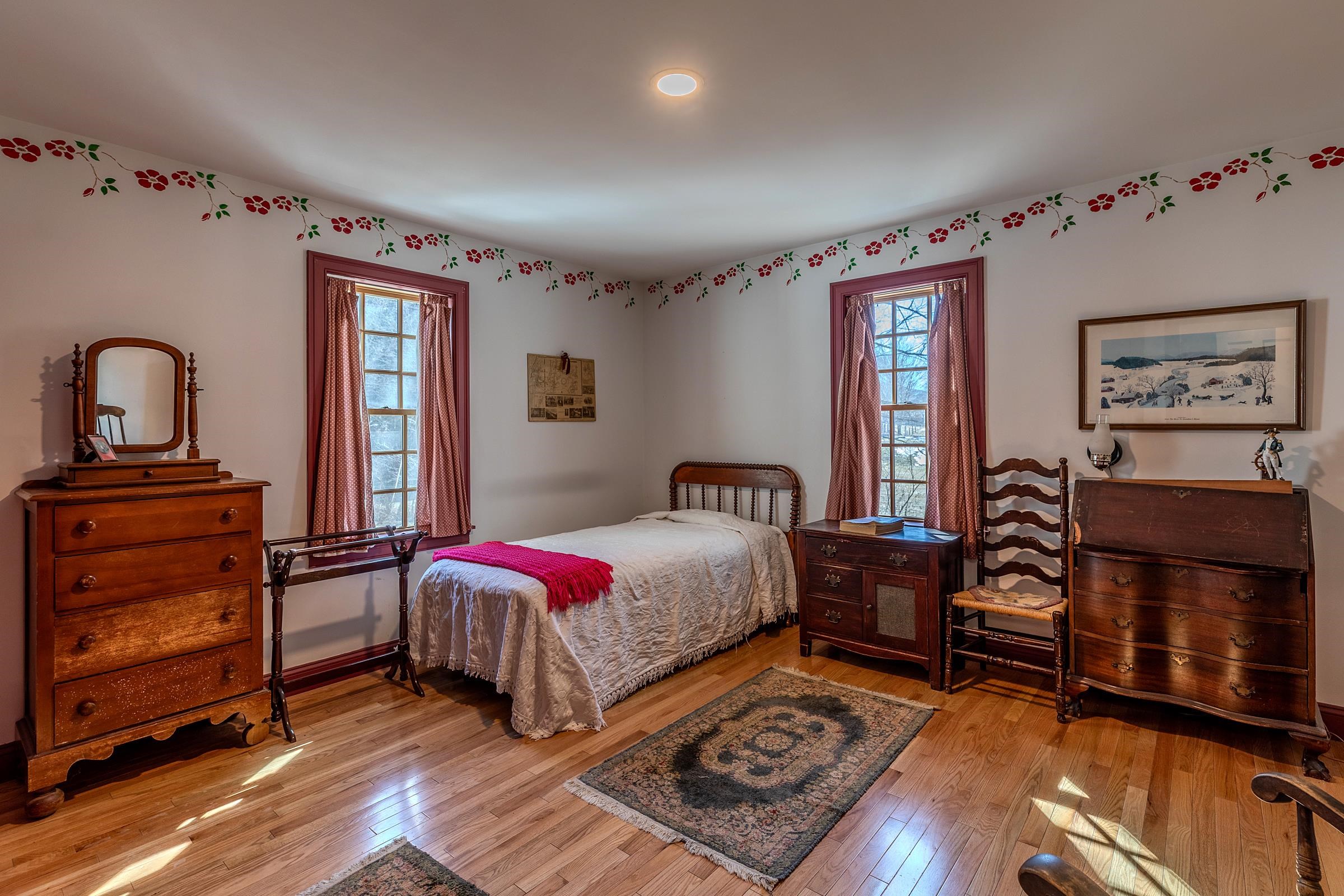 299 South Main Street Wallingford, VT 05773 - Photo 31 of 48