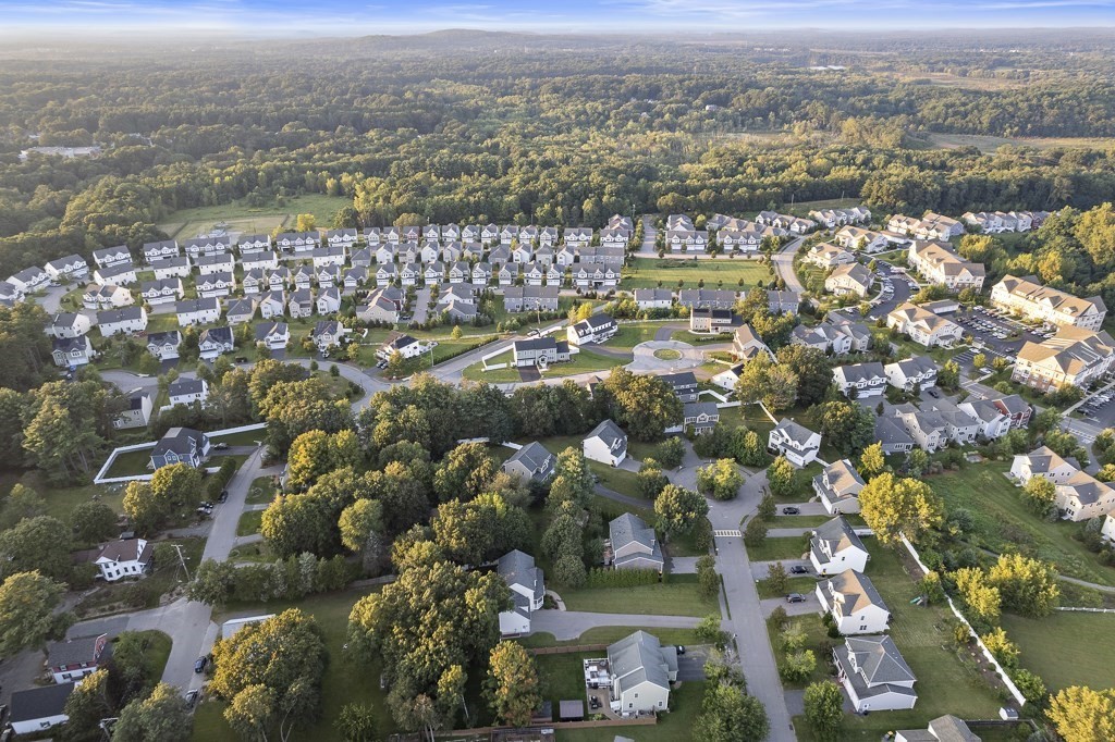 25 Oxbow Road, Unit 25 Framingham, MA 01701 - Photo 33 of 34 an aerial view of multiple house