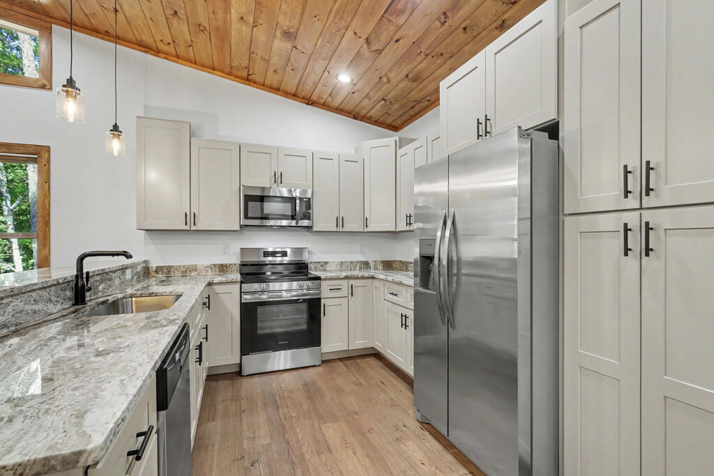48 Woodleaf Road Morganton, GA 30560 - Photo 11 of 47 Gallery Image 11