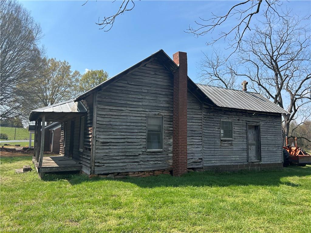 3629 Mt Bethel Church Road East Bend, NC 27018 - Photo 11 of 30