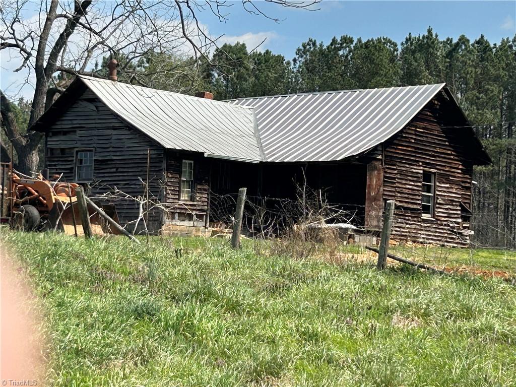 3629 Mt Bethel Church Road East Bend, NC 27018 - Photo 6 of 30