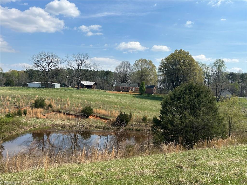 3629 Mt Bethel Church Road East Bend, NC 27018 - Photo 9 of 30