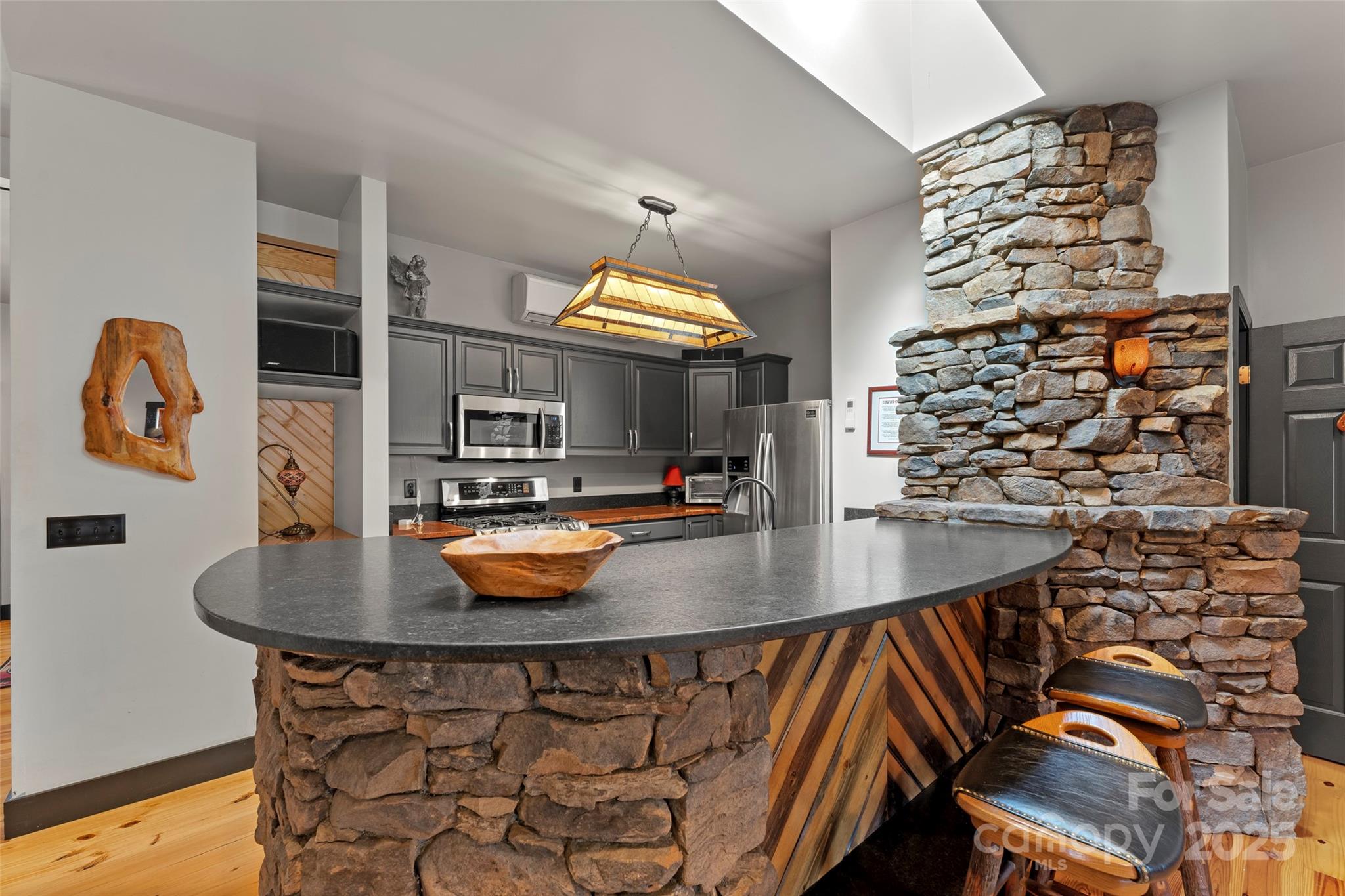 800 Elm Bend Road Brevard, NC 28712 - Photo 7 of 38 Gallery Image 7