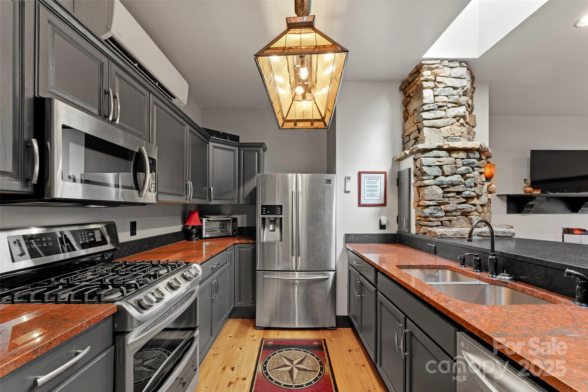 800 Elm Bend Road Brevard, NC 28712 - Photo 8 of 38 Gallery Image 8