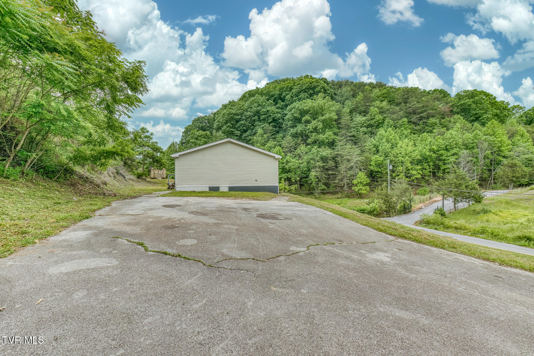 158 West Ridge Road Jonesborough, TN 37659 - Photo 37 of 50 158 W Ridge Rd-40