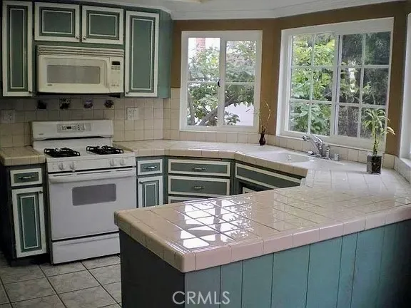 $775,000 | 21829 Hiawatha Street, Chatsworth, CA 91311