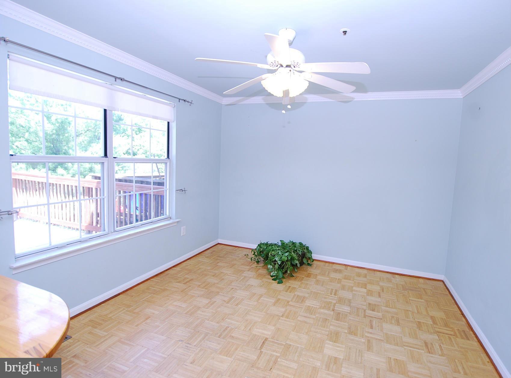 25740 Woodfield Road Damascus, MD 20872 - Photo 10 of 30 Dining Room