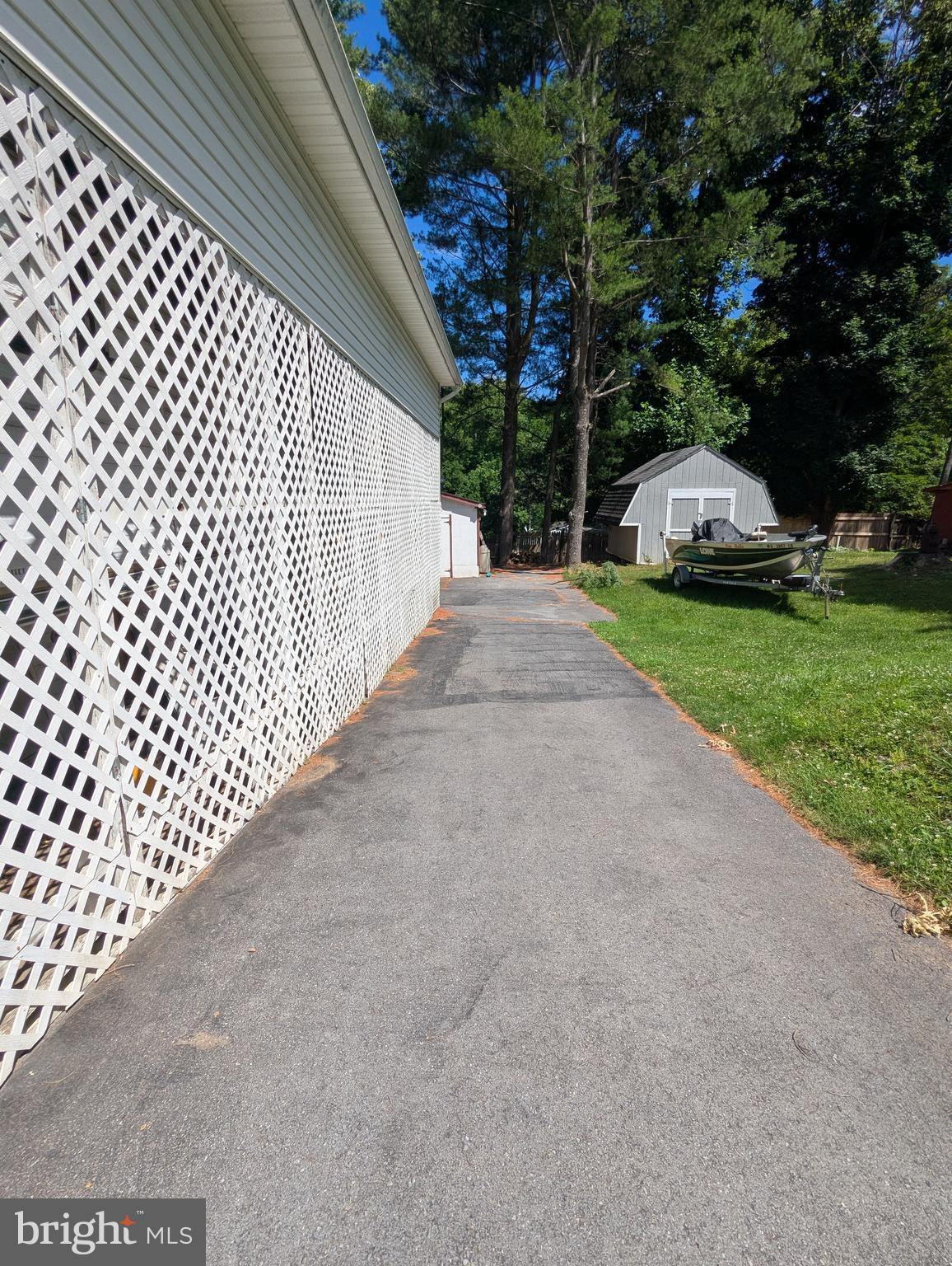 6 Ranger Road Falling Waters, WV 25419 - Photo 8 of 22